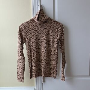 J Crew Tissue Turtleneck in leopard size S